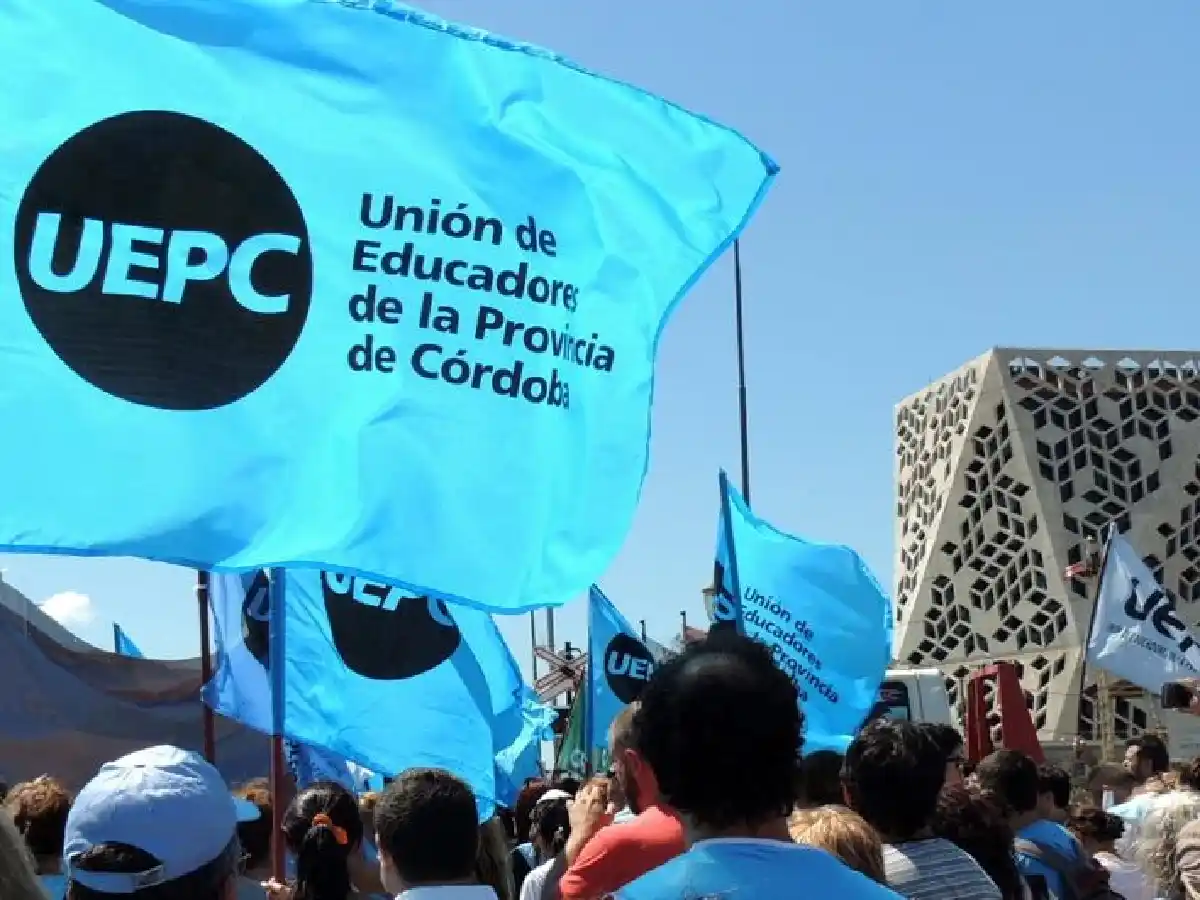 Aumento: esta es la propuesta del Gobierno que ya analiza la UEPC