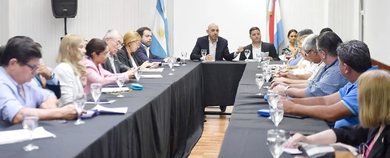 El gobierno provincial ofreció un 18 por ciento   de aumento a docentes