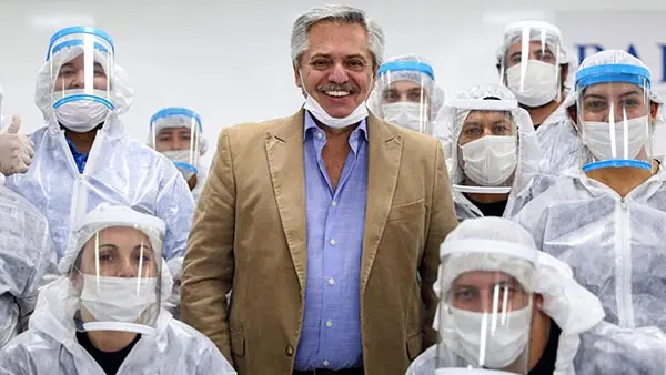 Una política que no considera el sentido de las instituciones
