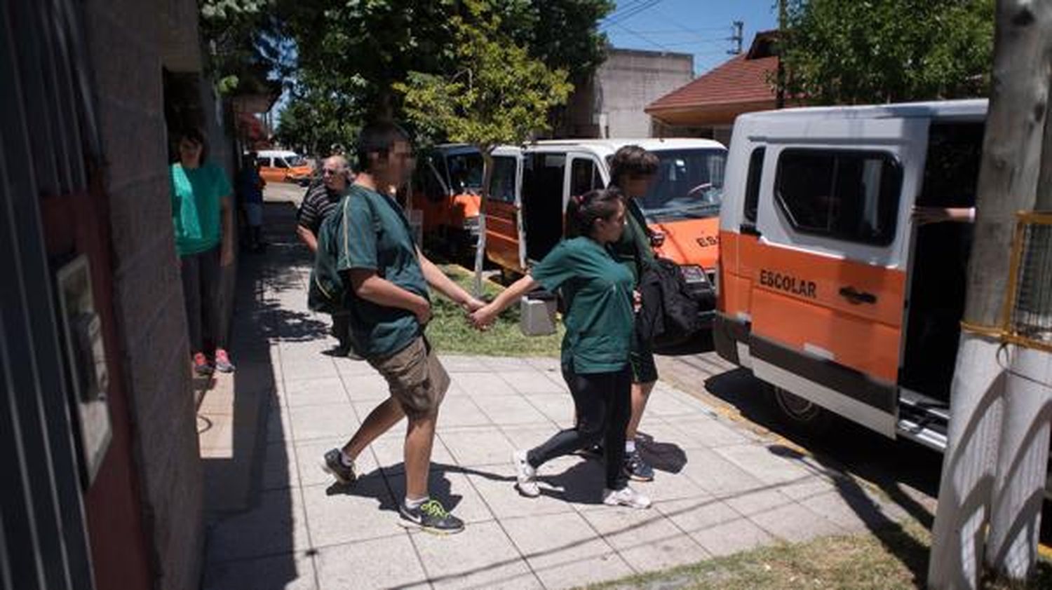 Evacúan 200 chicos con autismo cada vez que juega Almirante Brown 