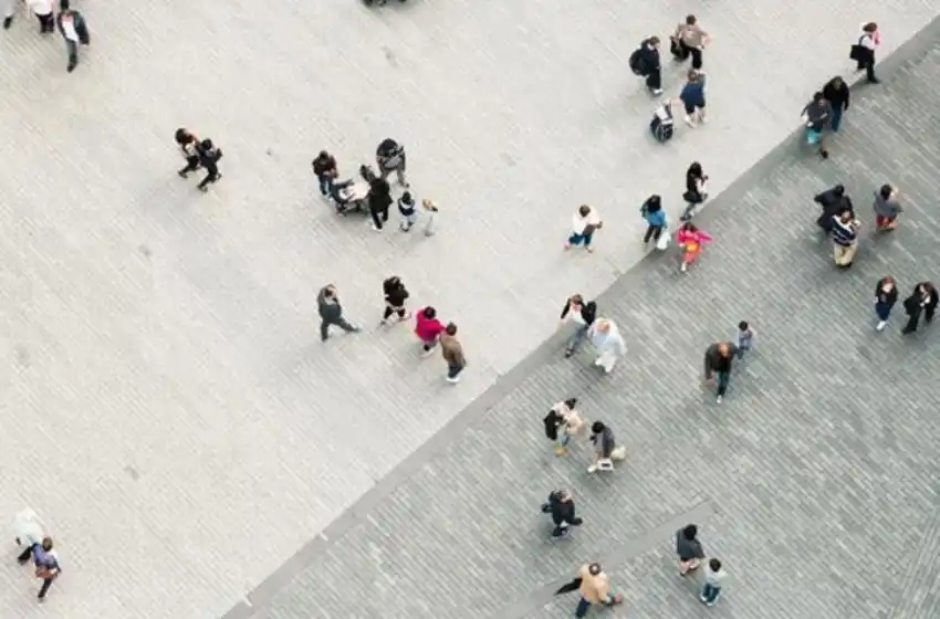 “No dejamos de caminar porque envejecemos, envejecemos porque dejamos de caminar”