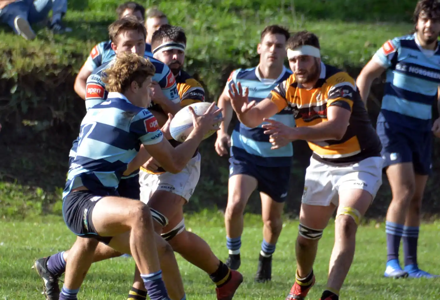 Uncas y Universitario vuelven a enfrentarse, esta vez en Mar del Plata.