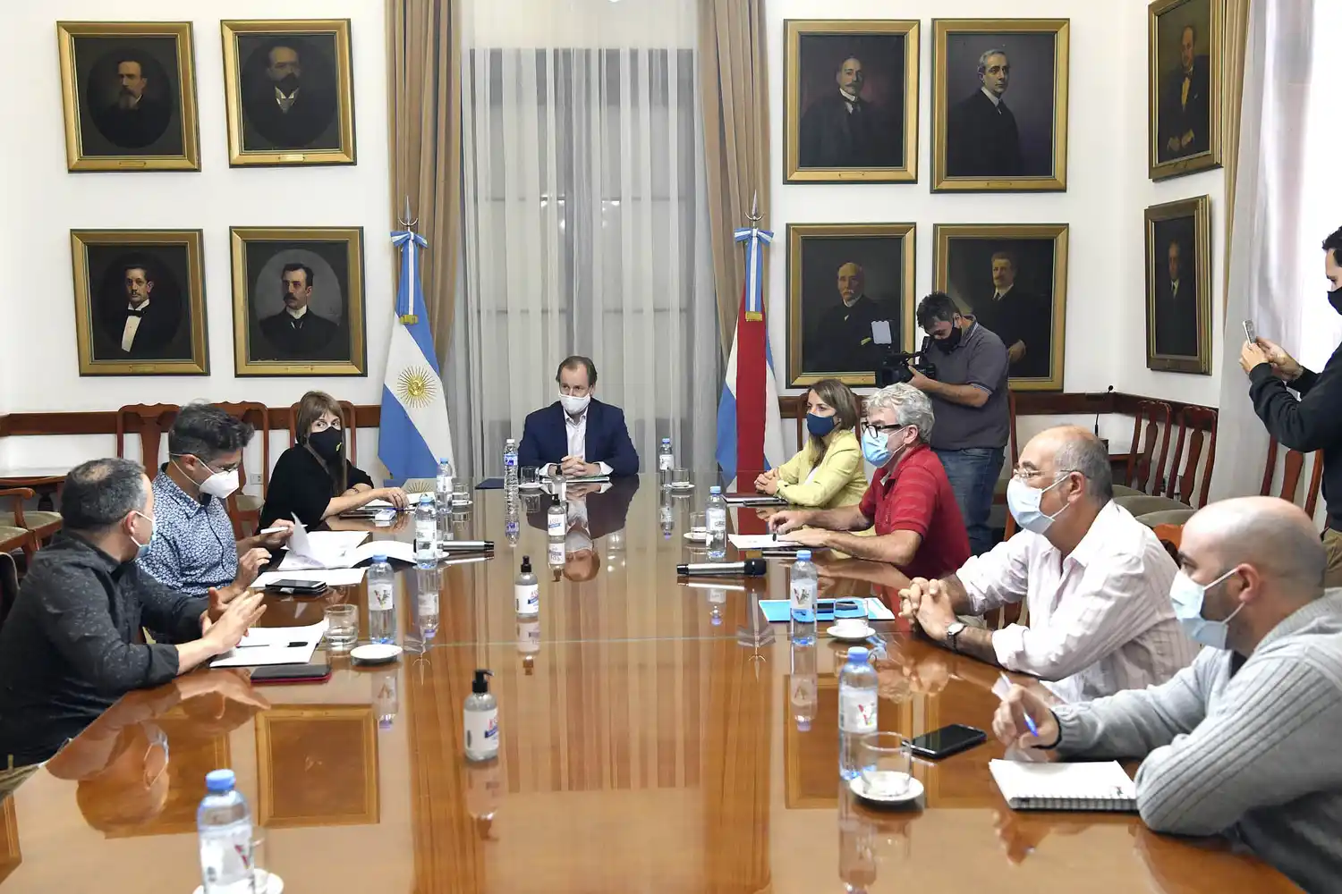 Contagios: El gobierno busca disminuir la cadena 