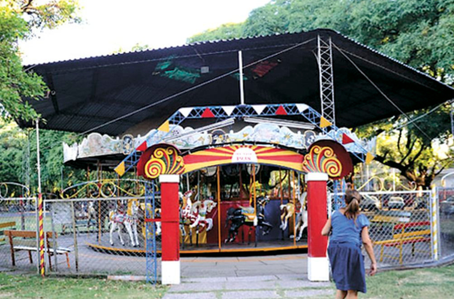 Ladrones desmantelaron y robaron partes de varios juegos del parque Independencia