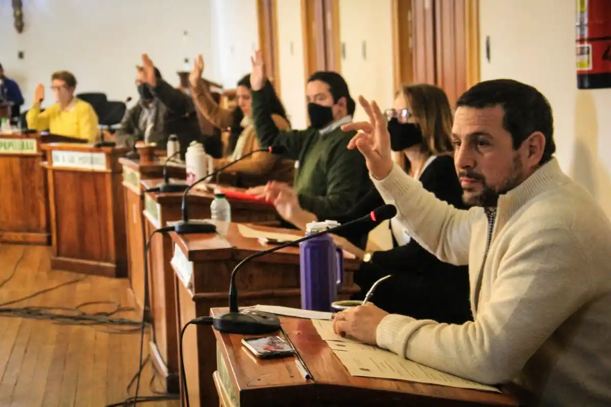 Reclamos, reproches y sarcasmos en el oficialismo: duro cruce de Boari con Noguera y Ghiglione