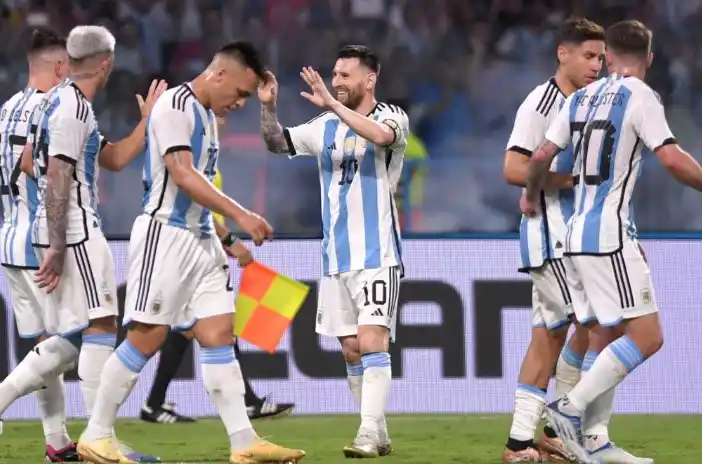 Argentina “trituró” a Curazao por 7 a 0: mirá el show de goles