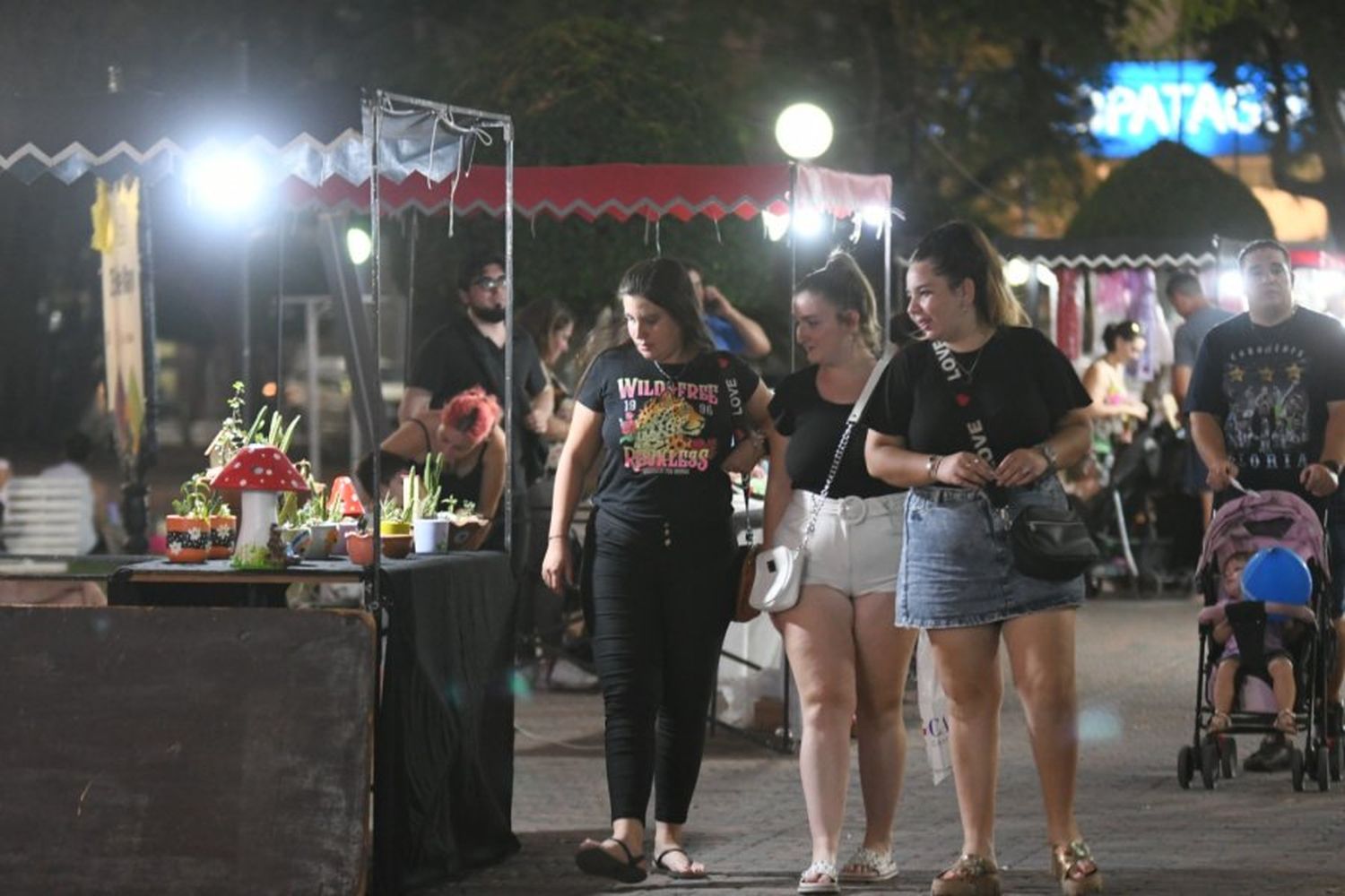 Plaza Feria y Desde el Origen dieron colorido al centro rafaelino