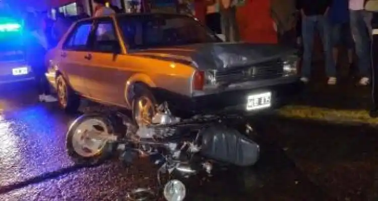 Violenta colisión en el centro