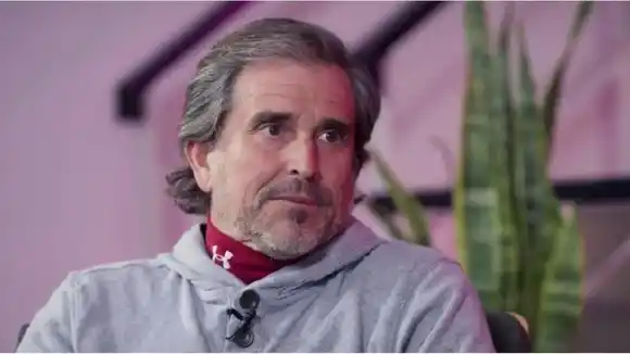 El libertario Benegas Lynch asume al frente de la Comisión de Presupuesto tras la salida de Espert