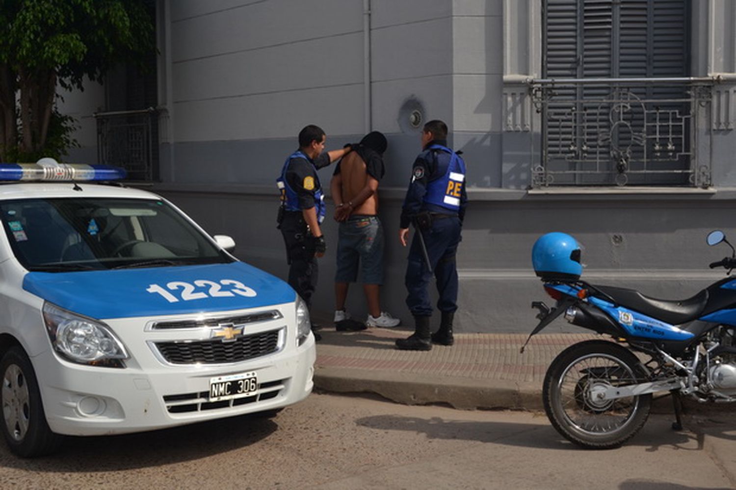 Detuvieron a un joven con un stereo, pero por ahora no hay denuncia