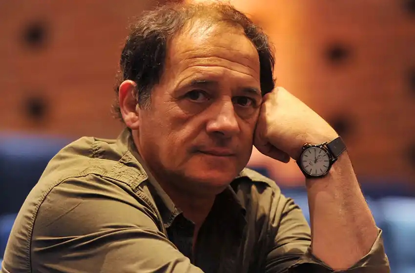 Los relatos de Julio Chávez se quedan hasta septiembre