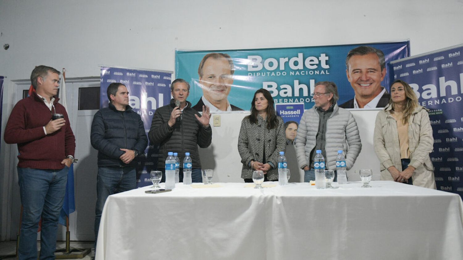 “No somos todos lo mismo”, expresó Bahl en Larroque