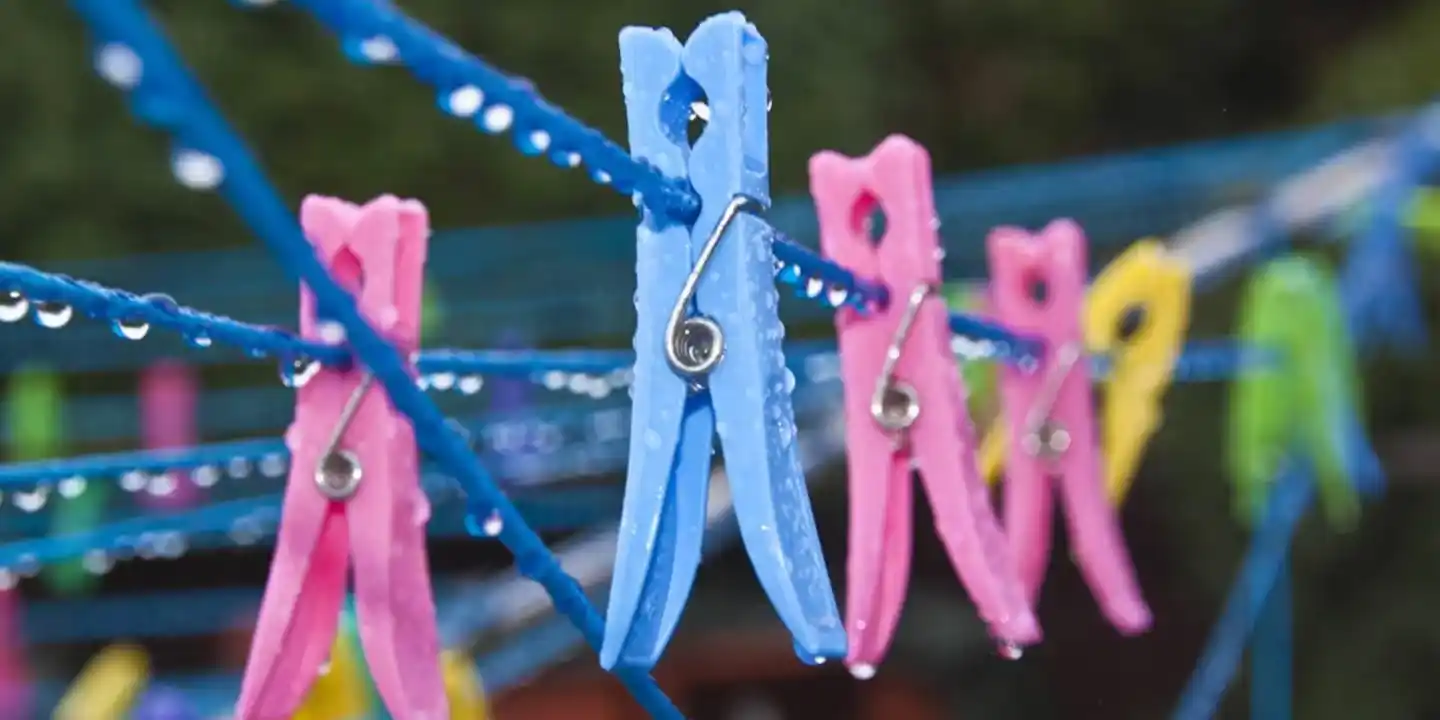El truco japonés para secar la ropa en un día de lluvia sin usar secarropa