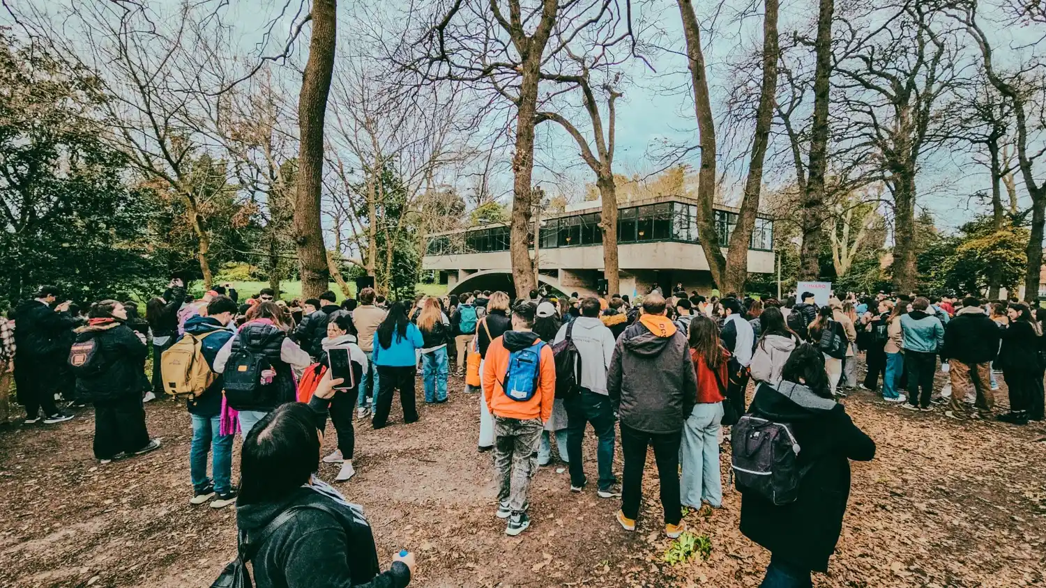Dentro de los lugares destacados, visitaron el Palacio Municipal y la Casa sobre el Arroyo.