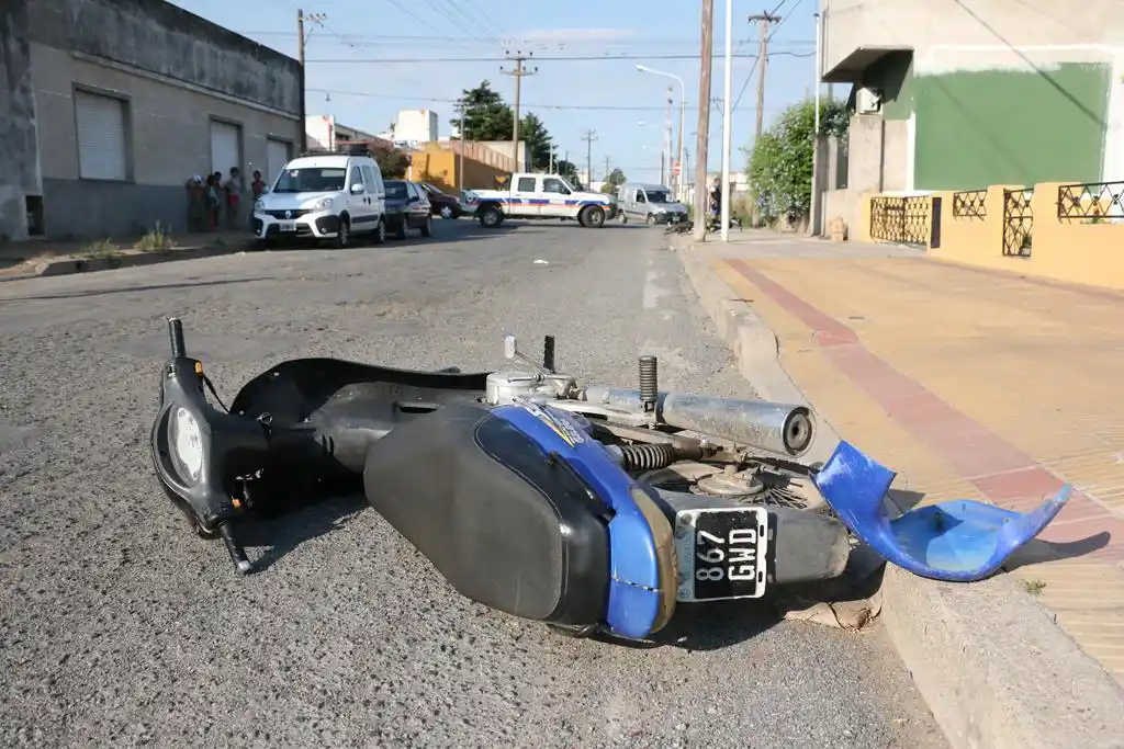 Está en terapia luego de caer de su moto y sufrir golpe de cráneo
