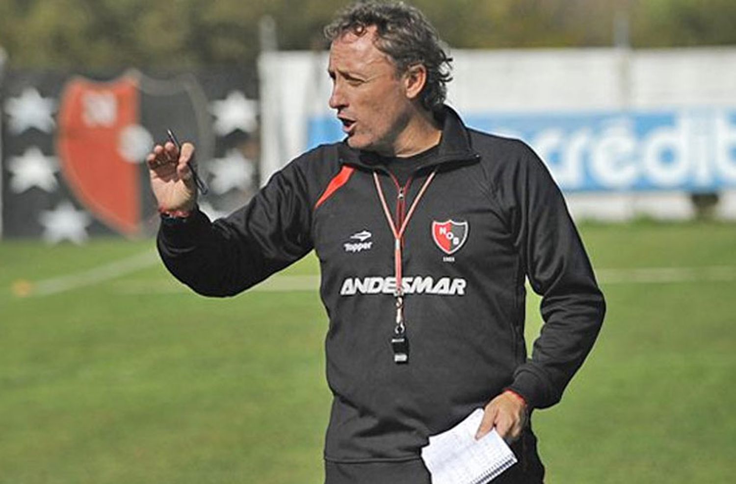 Lunari, sobre el Clásico rosarino: «No tengo dudas que esta vez se le va a dar el triunfo a Newells»