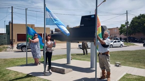 Homenaje a los héroes del ARA San Juan