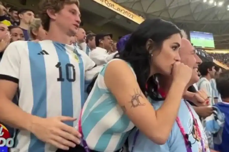 El hincha acusado de acoso le escribió a Lali para explicarle todo: ¿qué le dijo?