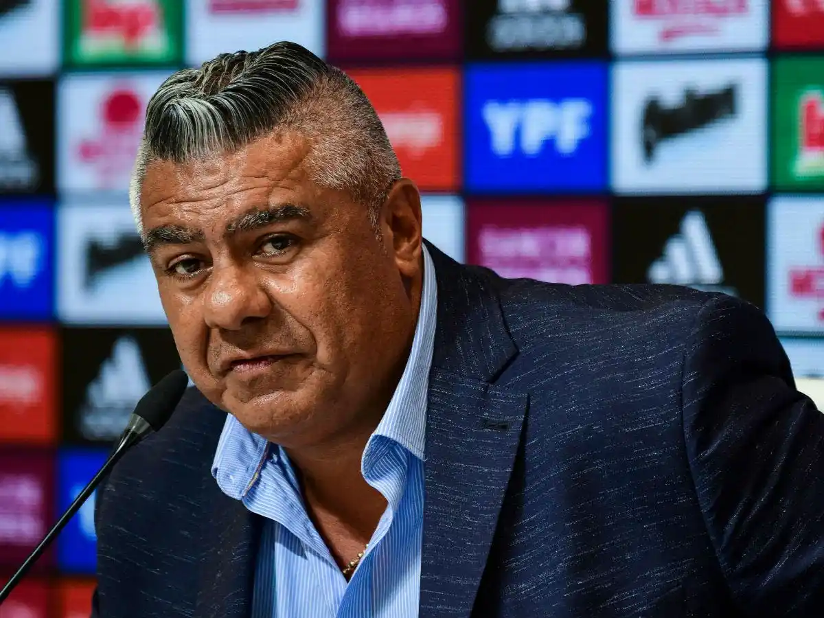 Tapia: "No puedo dar una fecha para el regreso del fútbol”