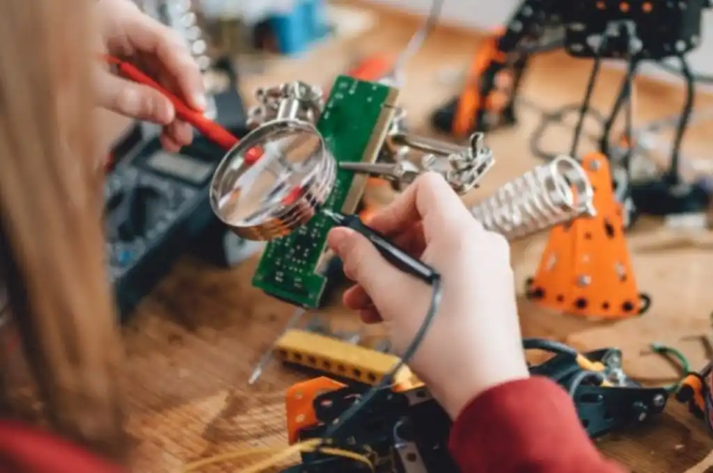 Cada 11 de febrero se conmemora el Día Internacional de la Mujer y la Niña en la Ciencia