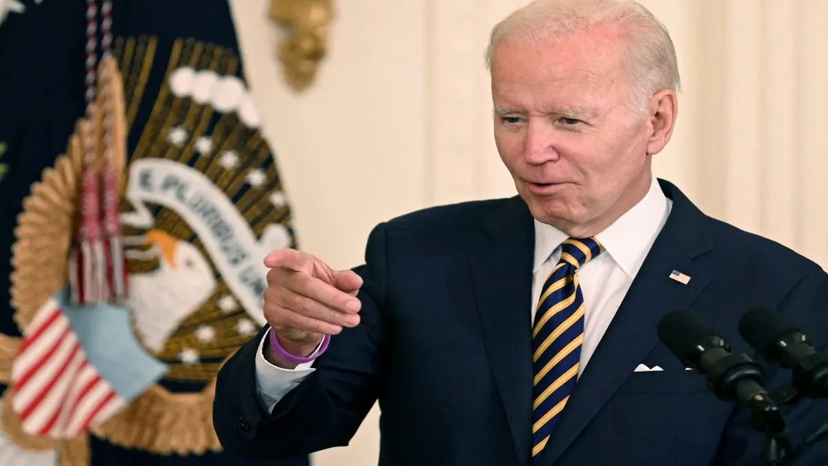 ¡ASÍ DE CLARO! Biden dice que «derribará» cualquier objeto aéreo que amenace la seguridad de EE.UU.