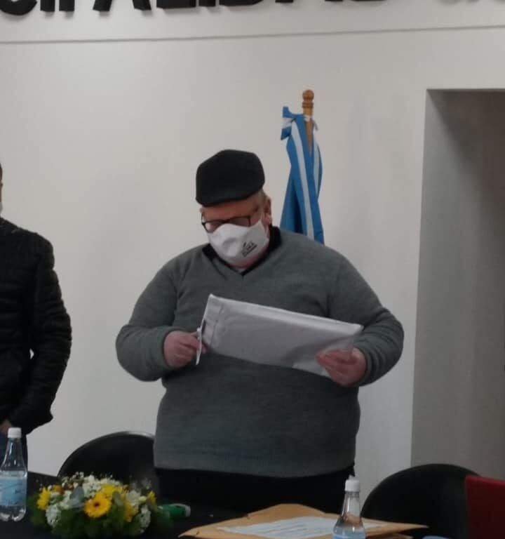Fuertes críticas del intendente Luis Pablo Schönfeld al gobierno provincial