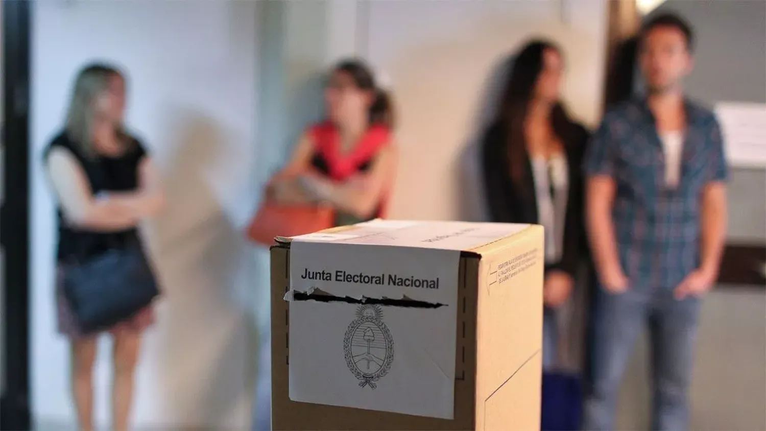A las 8.00 de este viernes comenzó la veda electoral.