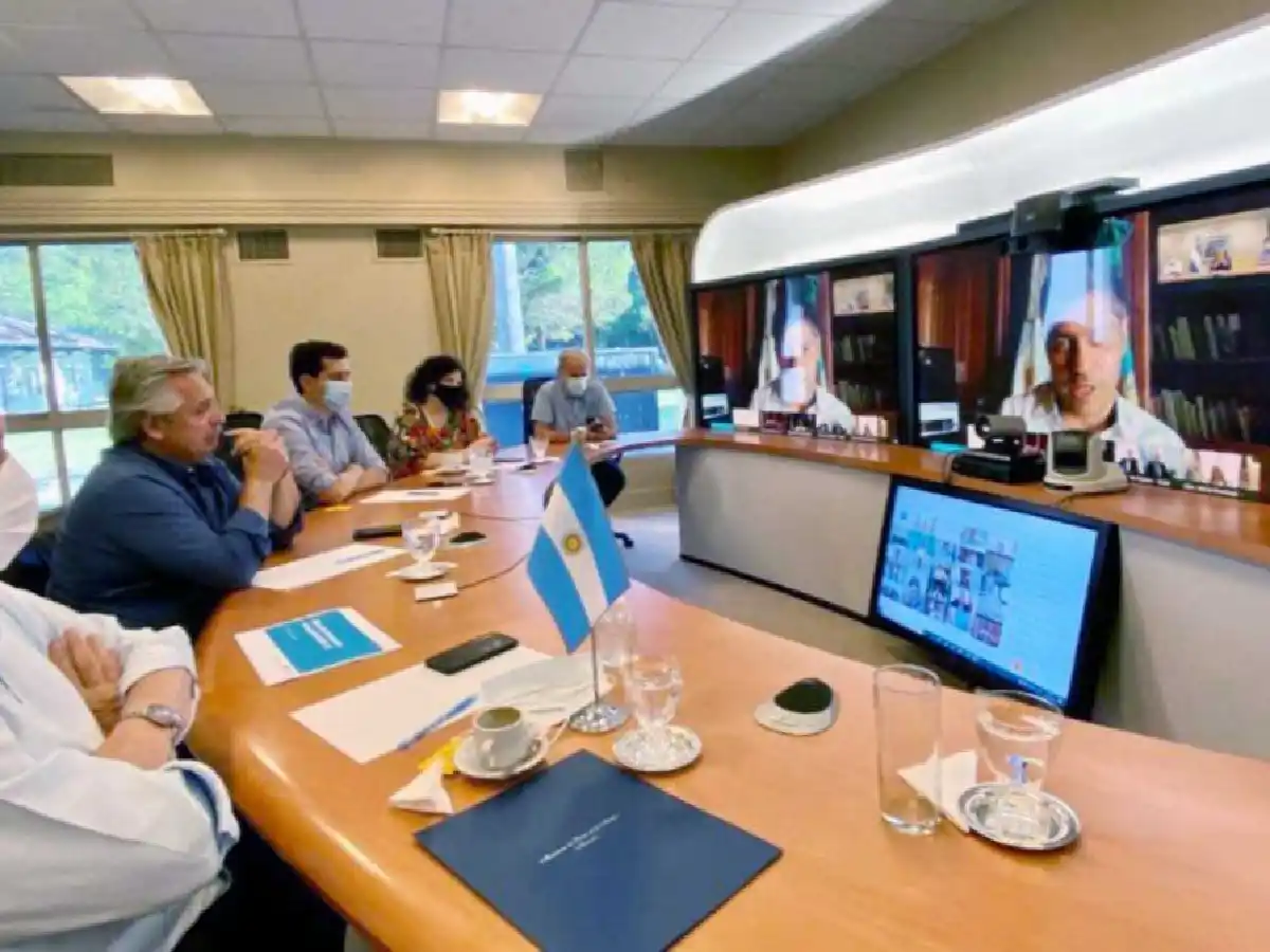 Alberto Fernández está reunido con los gobernadores para definir los detalles de la campaña de vacunación