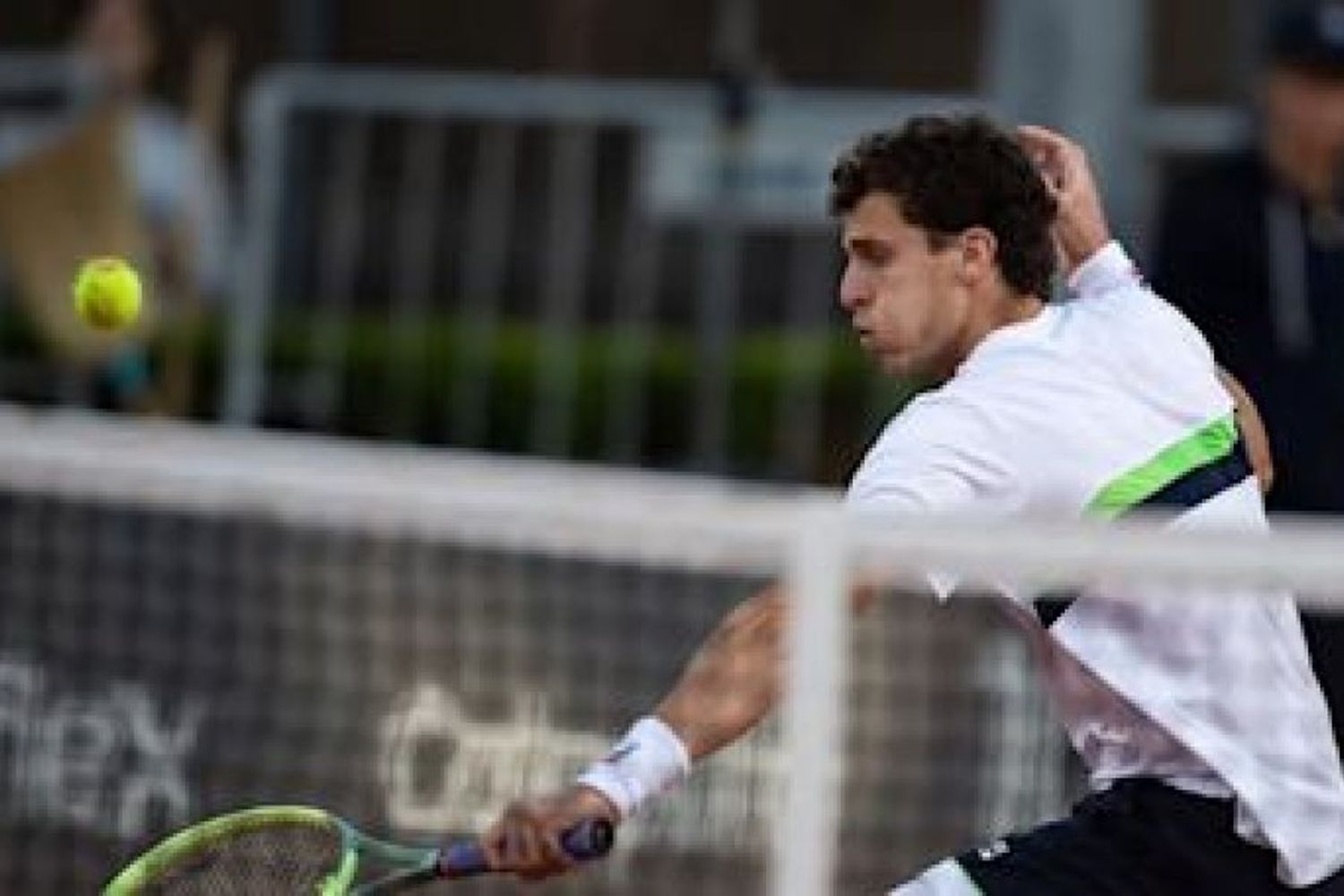 Juan Manuel Cerúndolo pasó a cuartos de final del Challenger de tenis de Buenos Aires