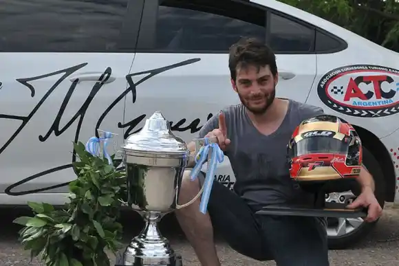 Lantella y Bastidas completaron los campeones del Turismo Pista 2024