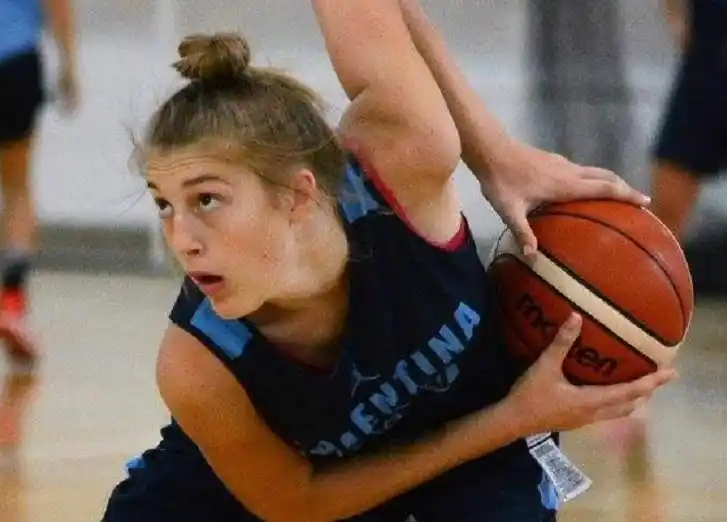 Una vialense integra el Seleccionado Argentino U17 que disputará el Campeonato Mundial de Basquetbol Femenino