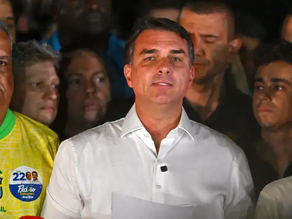 La Dirección Nacional de Migraciones confirmó que Bolsonaro ingresó al país el martes 27 de octubre, a las 22.50, por el puente internacional Tancredo Neves.