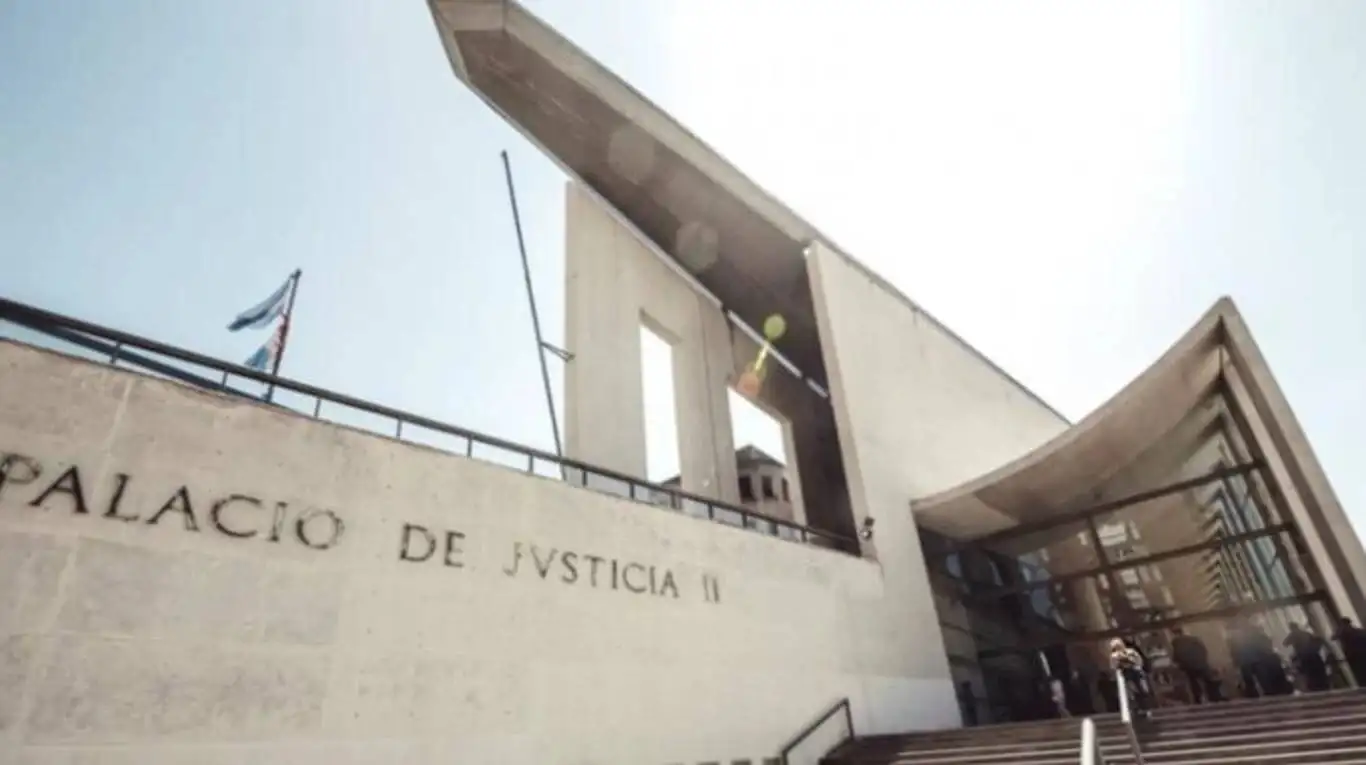 Violaron a una nena con parálisis cerebral, grabaron los abusos y continúan libres