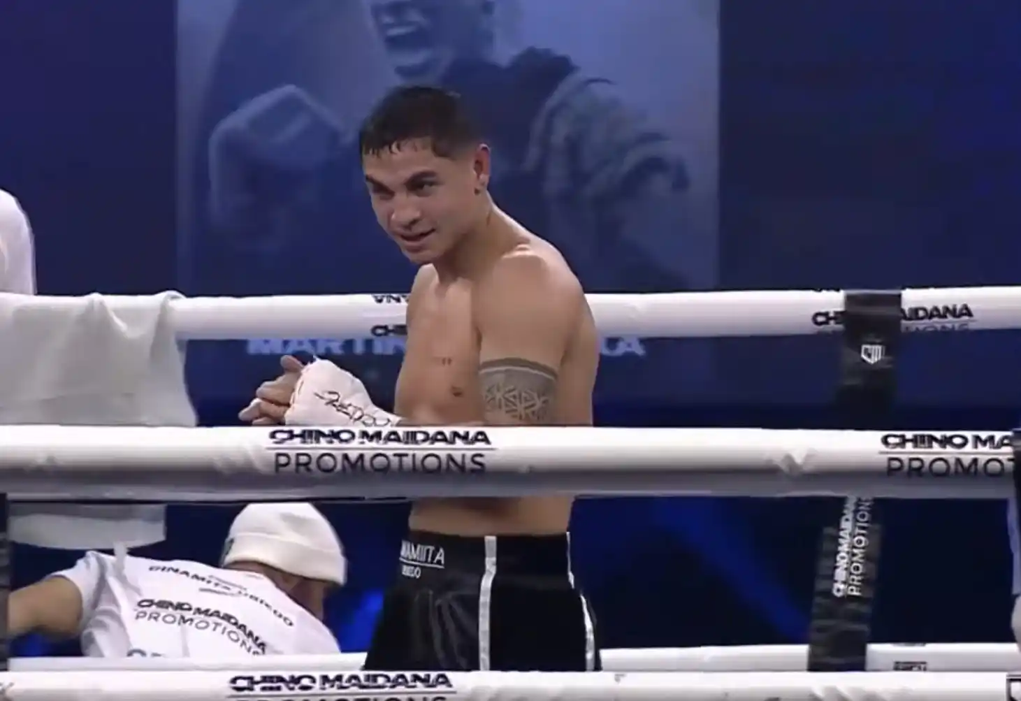 Laureano Ubiedo noqueó a Gauchez y suma otro triunfo como profesional.