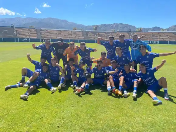 Atlético de Rafaela gritó campeón en dos categorías del Torneo Juvenil AFA en San Luis