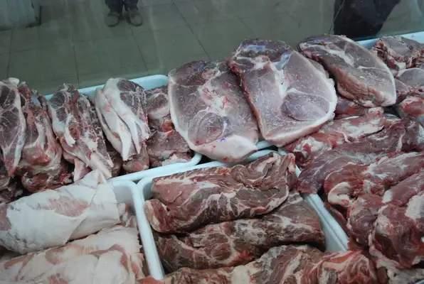 Baja el consumo de carne vacuna y aviar, sube el de cerdo