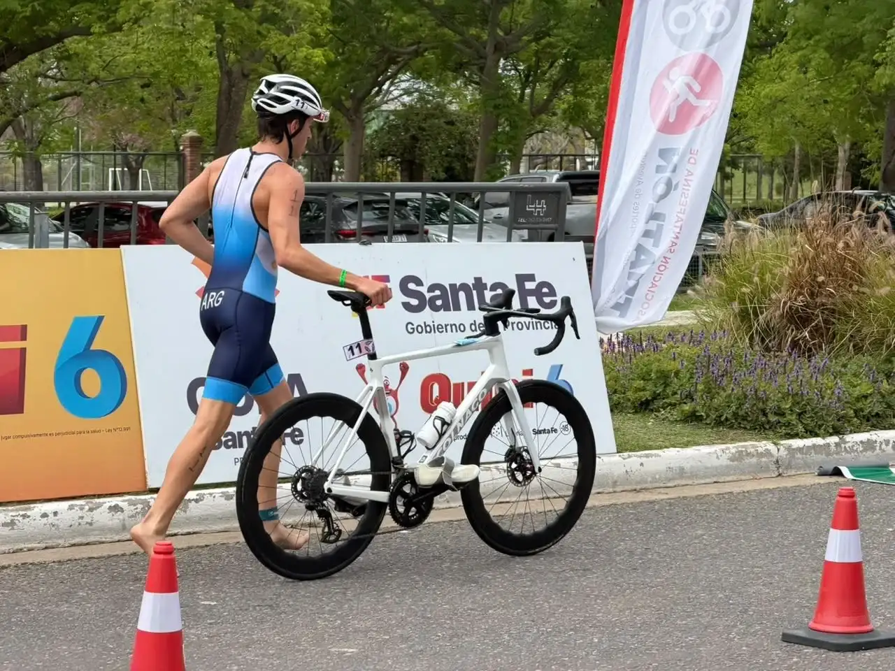 Tadeo Baruffato se consagró en la Copa Santa Fe de Triatlón en la Costanera Este - 3