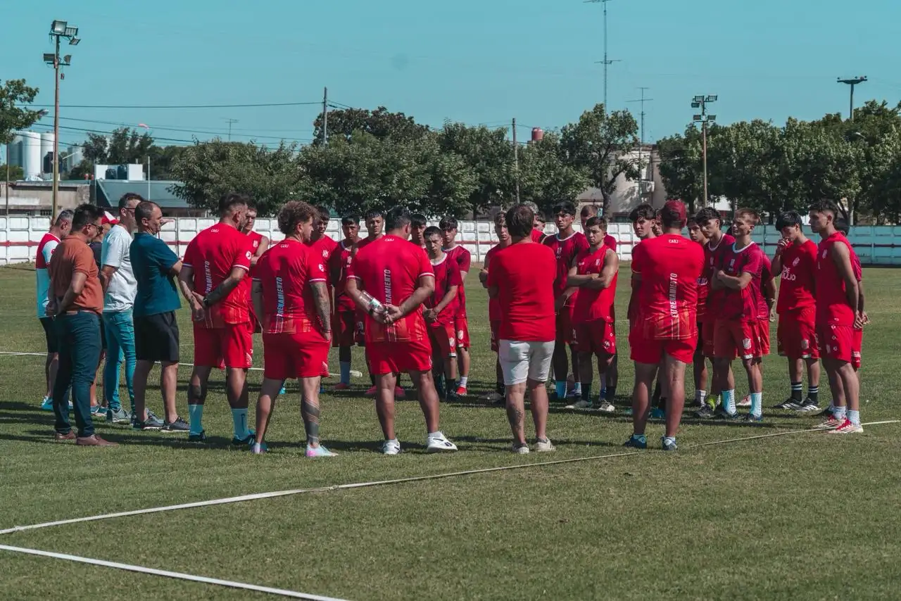 El Club 9 de Julio inició la pretemporada del plantel superior - 3