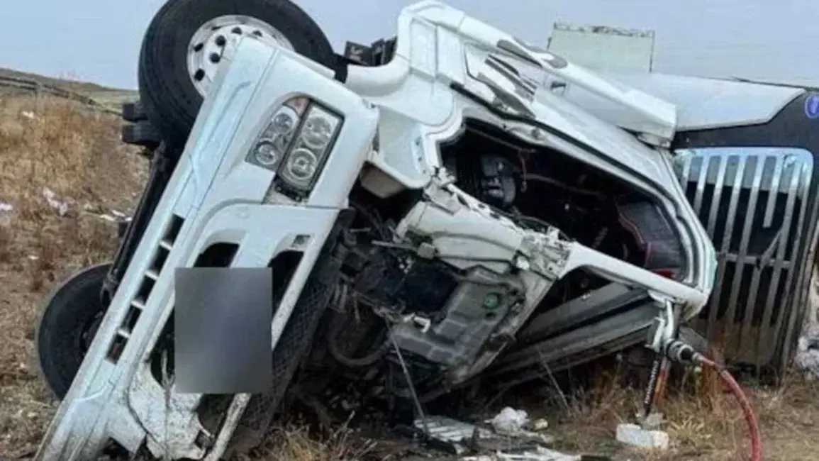 Indignante: saquearon la carga mientras el cuerpo del camionero yacía en la ruta