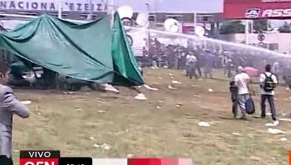 Cresta Roja: Incidentes con los trabajadores y Gendarmería en Ezeiza
