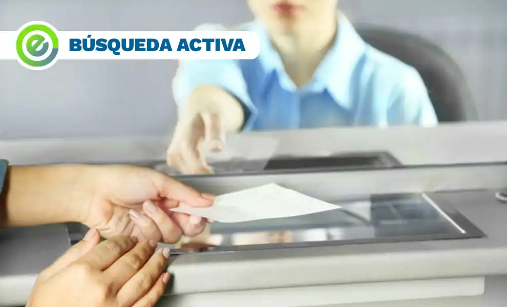 Se busca cajero/a para Tandil