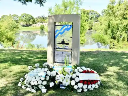 Emotivo acto en homenaje a Fernando Mendoza