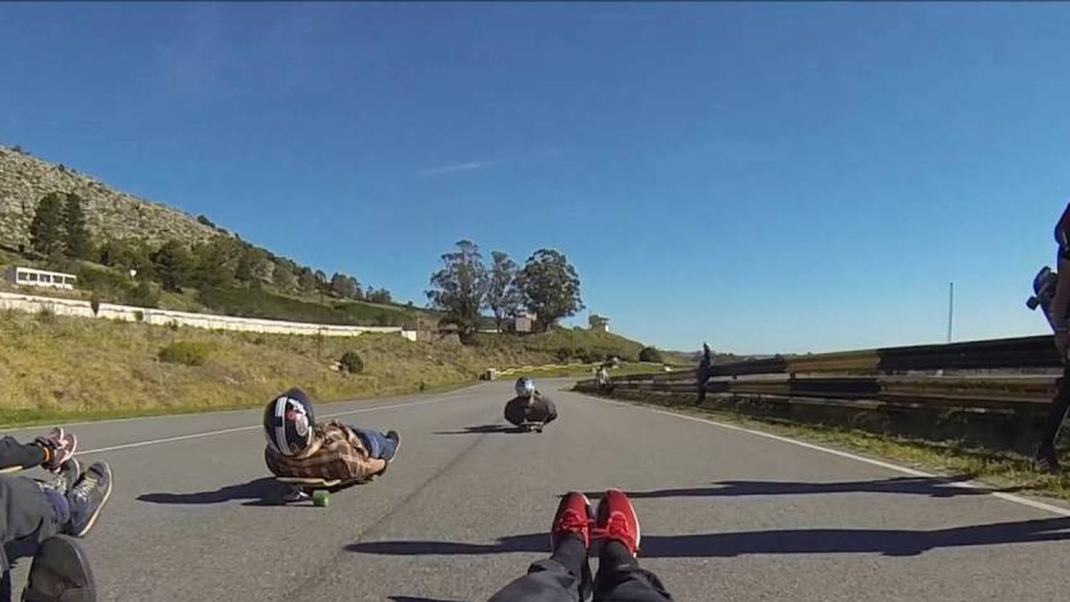 BALCARCE: Longboard en el autódromo