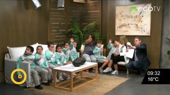 Niños del Jardín Arcoíris visitaron El Eco multimedios