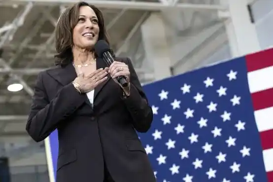 Harris apunta al multilateralismo y al fin de la opción militar para Venezuela