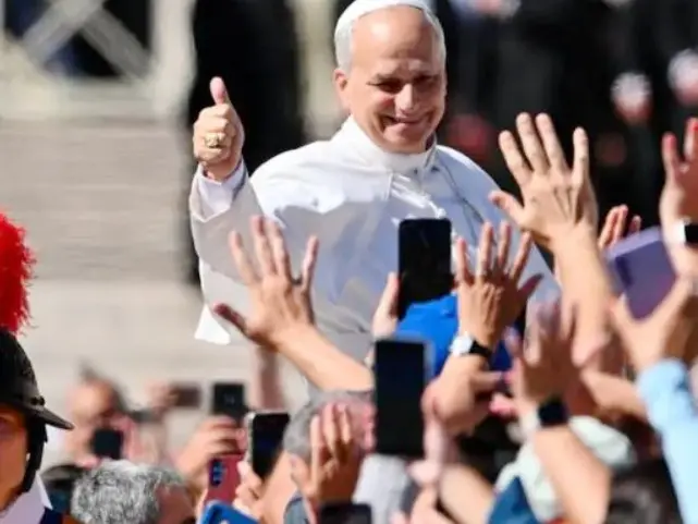 “Descubran la belleza y alegría de seguir al Señor” alentó el Papa a los jóvenes