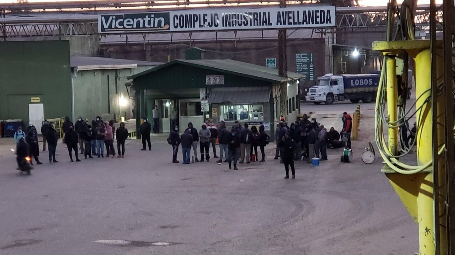 Aceiteros rechazan la propuesta concursal de Vicentin y advierten que peligran 80 puestos laborales