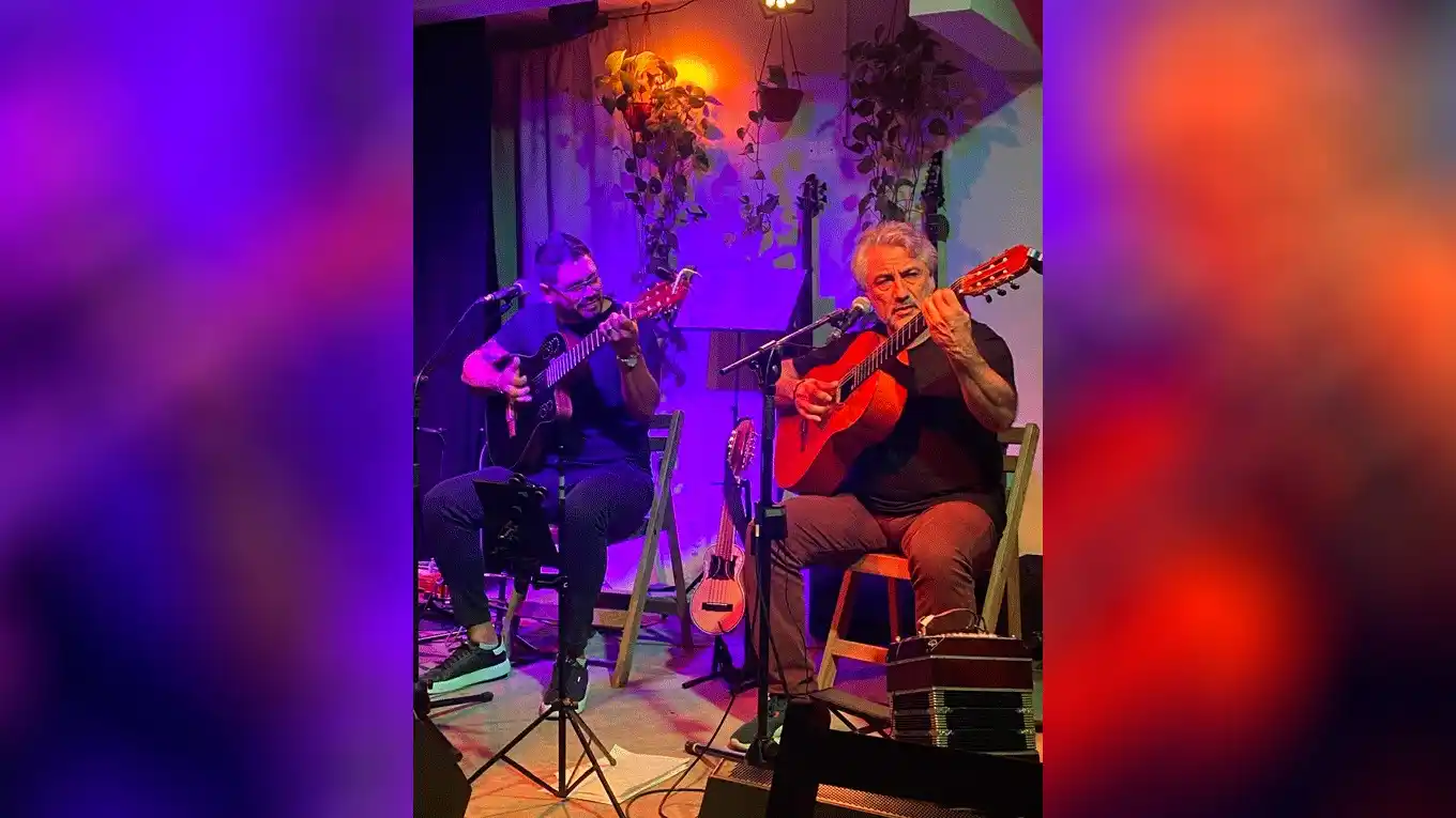 El dúo estará registrando audio y video para distintas plataformas.