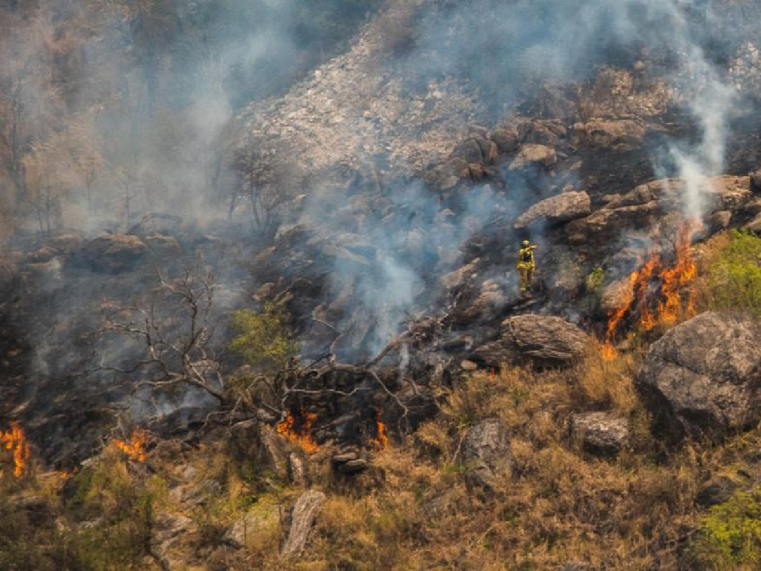 Es muy grave el estado del hombre quemado durante los incendios en La Cumbre