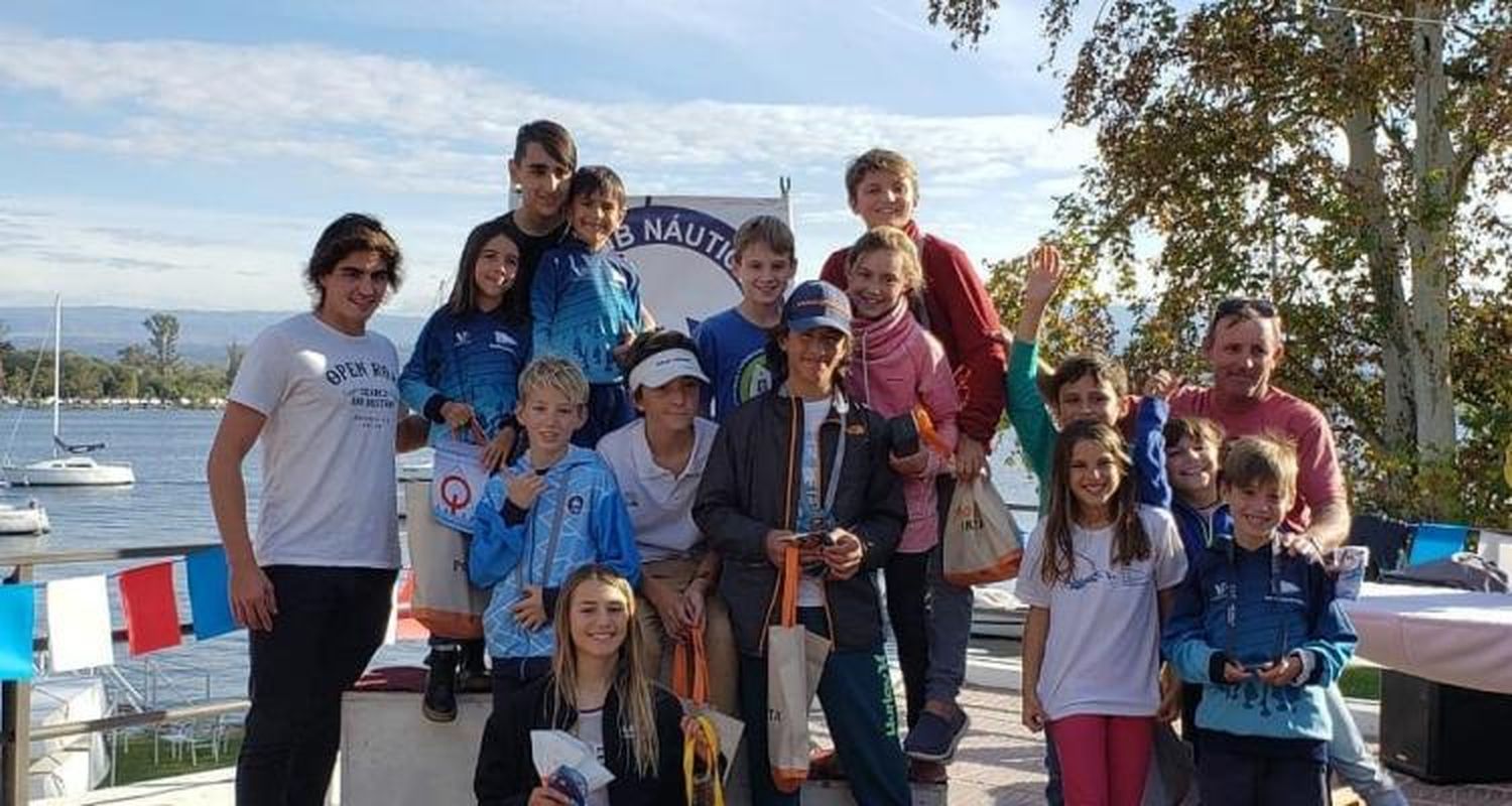 En Villa Carlos Paz, Náutico ganó la fecha del Gran Prix del Litoral en optimist y láser